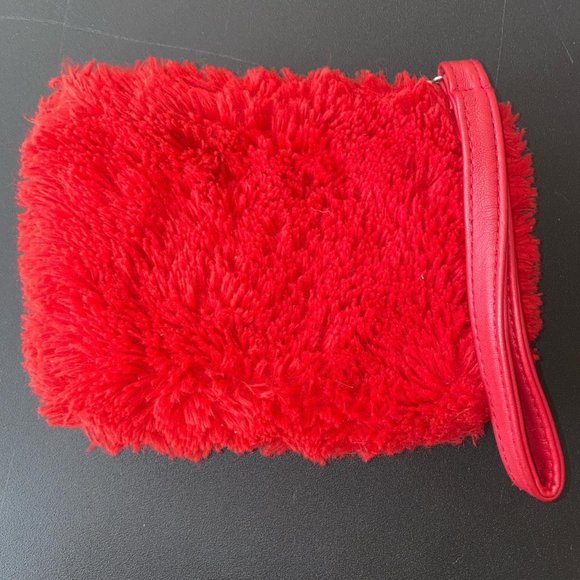 Mini Red Fluffy Clutch purse wristlet - Picture 4 of 4